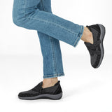 Clara - Lightweight Comfort Slippers for Pain-Free Days