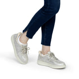 Elise - The Hands-Free Comfort Sneaker for Stylish Days