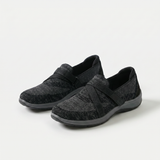 Clara - Lightweight Comfort Slippers for Pain-Free Days